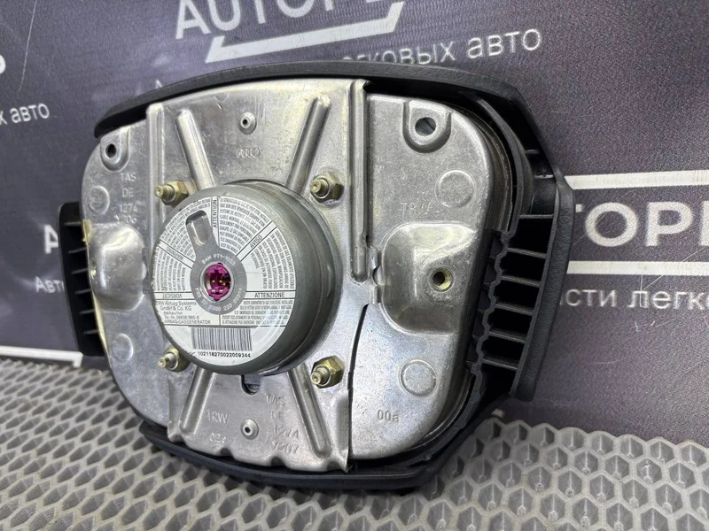 Подушка в руль Audi A6 СЕДАН C5 2.4 APS - миниатюра 8