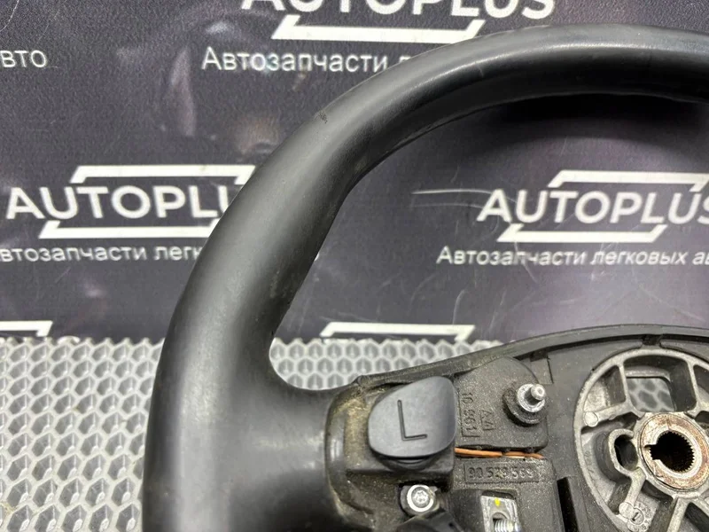 Руль Opel Vectra B УНИВЕРСАЛ 1.6 X16XEL 1998 - миниатюра 3