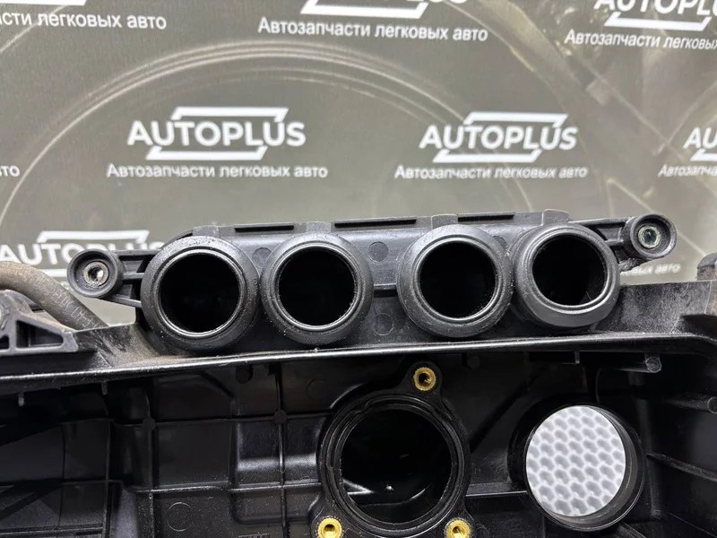 Крышка корпуса воздушного фильтра Nissan Note E11 - миниатюра 10
