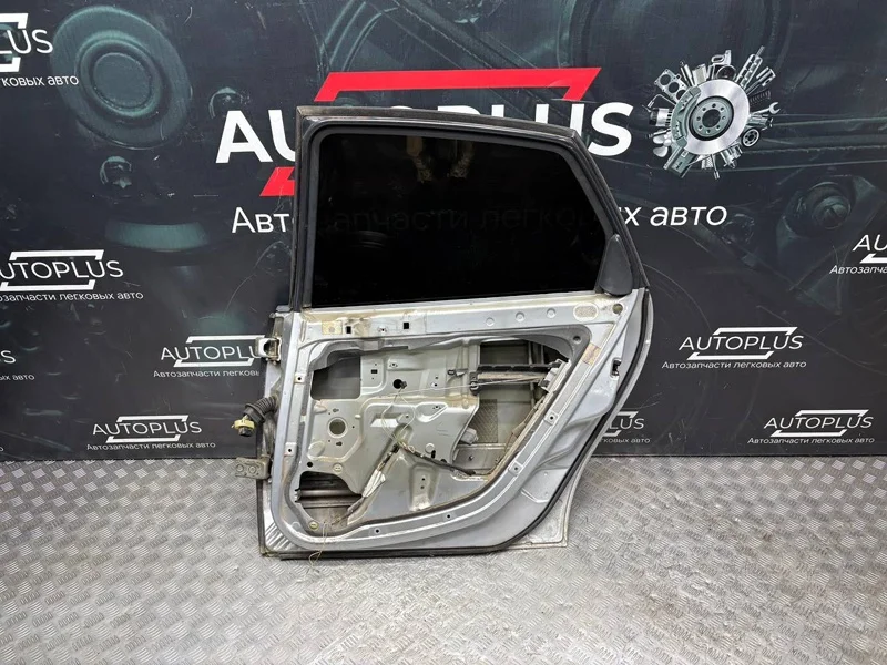 Дверь боковая задняя правая Citroen C5 ХЭТЧБЕК 2.0 - миниатюра 8