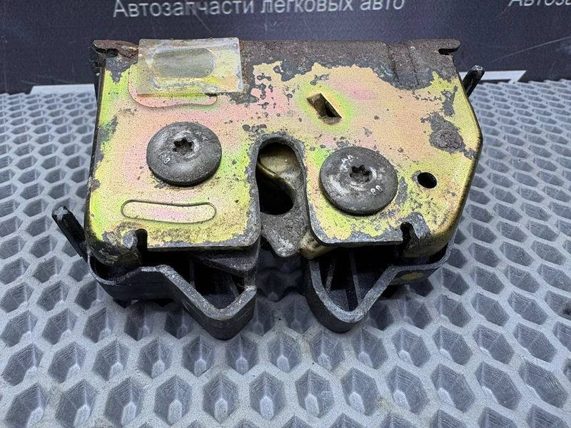 Замок багажника Ford Focus СЕДАН 1.6 CDDA 2003 - миниатюра 5