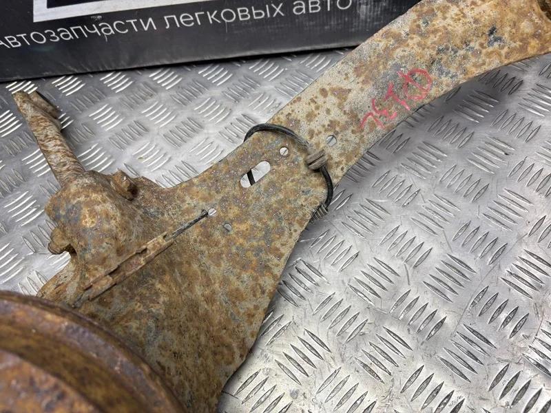 Рычаг продольный задний левый Ford Focus СЕДАН 1.6 - миниатюра 5