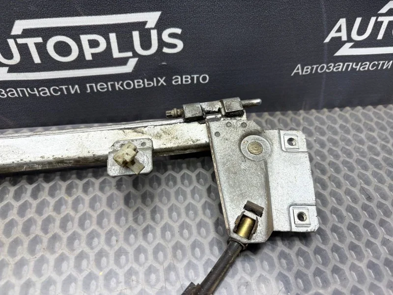 Электростеклоподъемник задний левый Audi 100 C3 - миниатюра 4