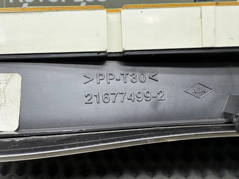Панель приборов Renault Sandero ХЕТЧБЕК 1.4 K7JA - миниатюра 10