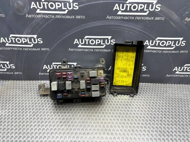 Блок предохранителей Chevrolet Aveo T250 1.2 B12D1