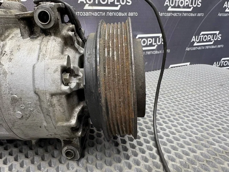Компрессор кондиционера Audi A6 СЕДАН C5 2.4 APS - миниатюра 2