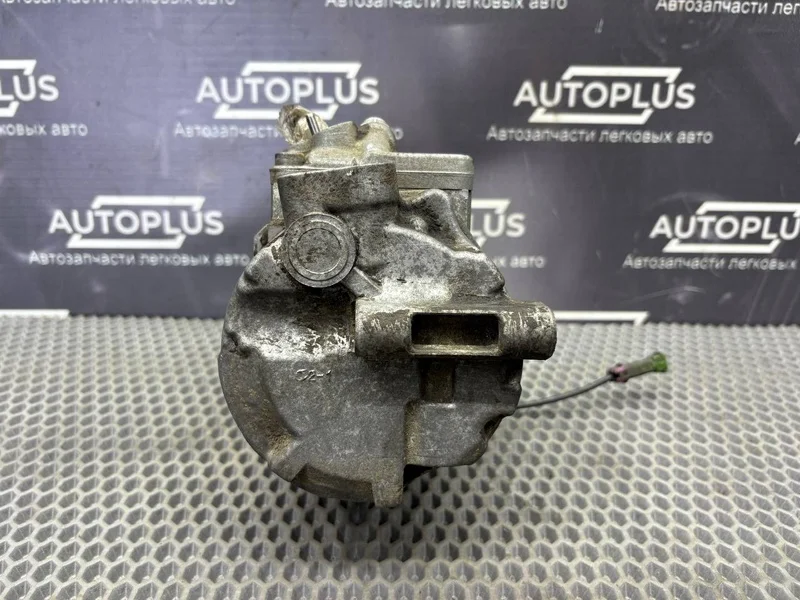 Компрессор кондиционера Audi A6 СЕДАН C5 2.4 APS - миниатюра 7