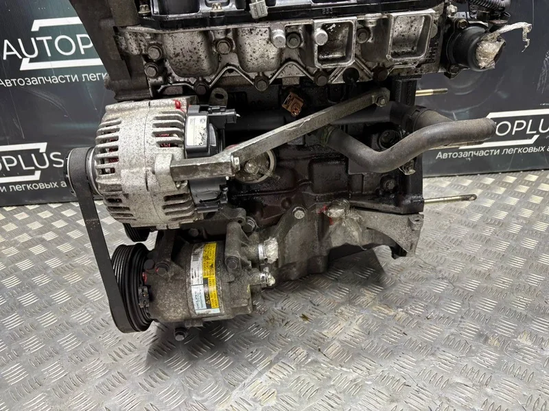 Двигатель Renault Megane СЕДАН K4MW761 2005 - миниатюра 8