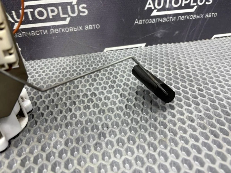 Датчик уровня топлива Ford Transit ФУРГОН 2.0 D3FA - миниатюра 5