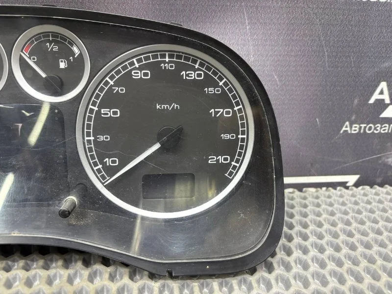 Панель приборов Peugeot 307 ХЭТЧБЕК 1.6 NFU 2005 - миниатюра 4