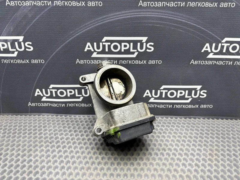 Дроссельная заслонка Renault Megane СЕДАН 1.4 K4J - изображение 1