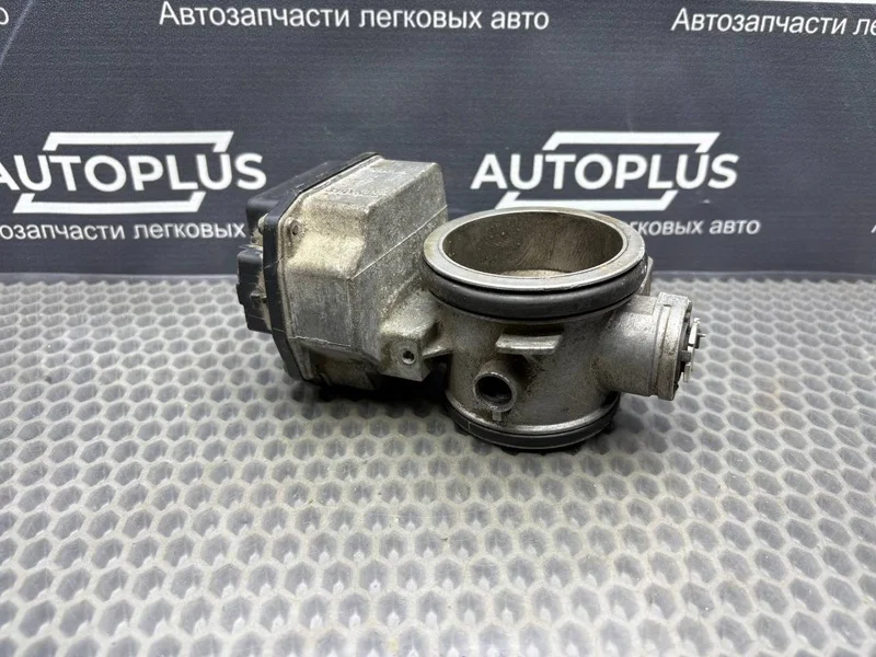 Дроссельная заслонка Renault Megane СЕДАН 1.4 K4J - миниатюра 5