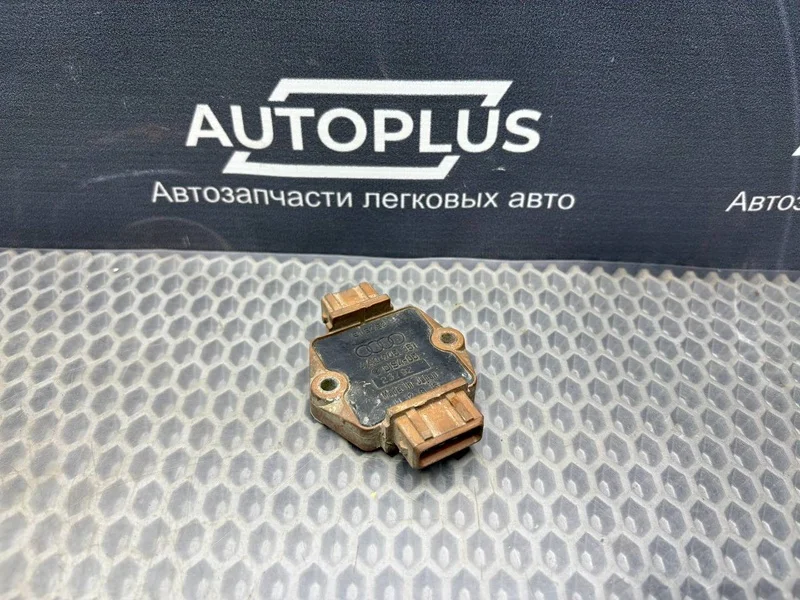 Коммутатор зажигания Audi 100 C3 СЕДАН 2.6 ABC - миниатюра 2