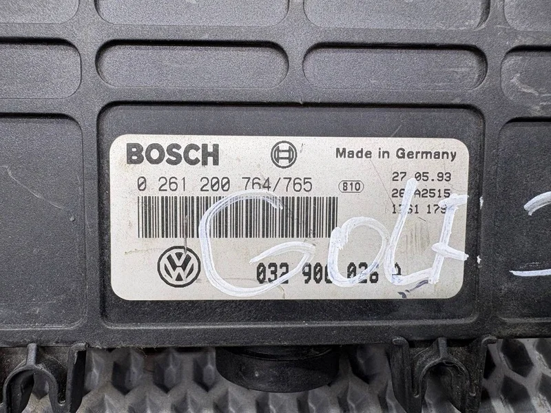 Блок управления двигателем Volkswagen Golf 3 - миниатюра 9