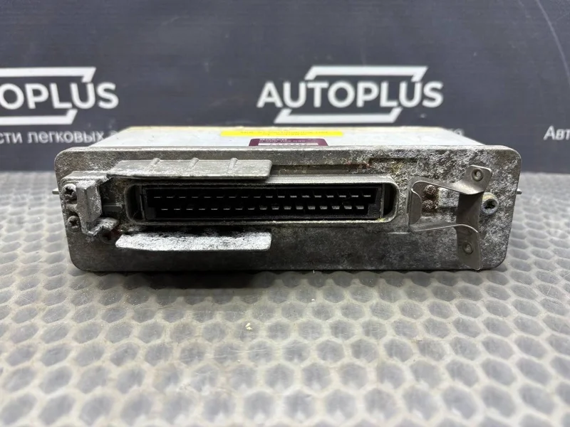 Блок управления ABS Audi 100 C3 СЕДАН 2.6 ABC - миниатюра 2