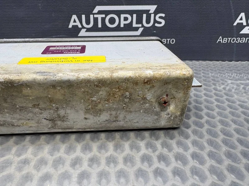 Блок управления ABS Audi 100 C3 СЕДАН 2.6 ABC - миниатюра 4