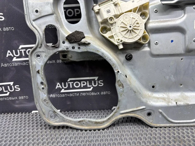 Электростеклоподъемник передний правый Ford Focus - миниатюра 4