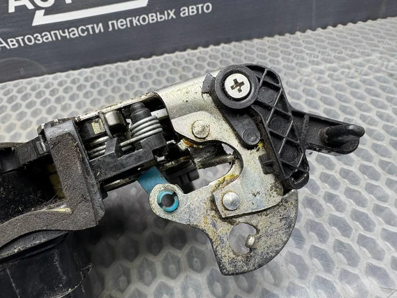 Замок боковой двери задний правый Chevrolet Aveo - миниатюра 4