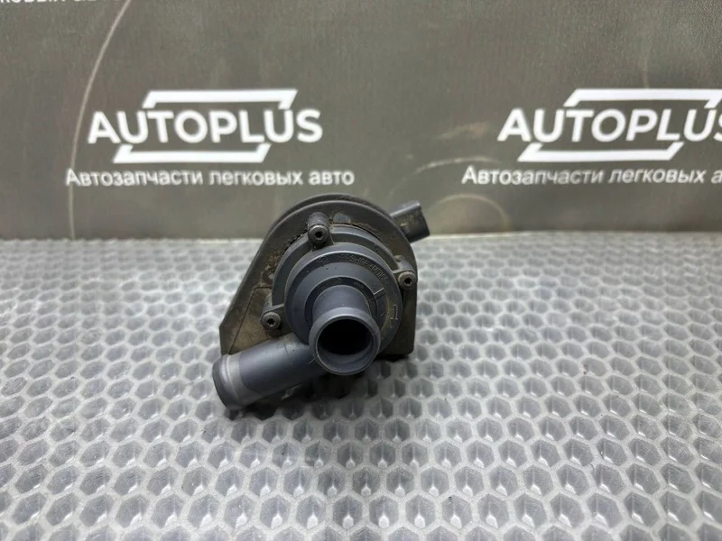 Водяная помпа Skoda Octavia ЛИФТБЭК А5 1.4 CAXA - миниатюра 4