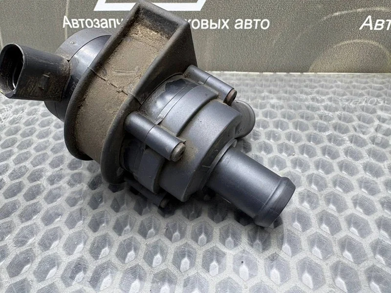 Водяная помпа Skoda Octavia ЛИФТБЭК А5 1.4 CAXA - миниатюра 6