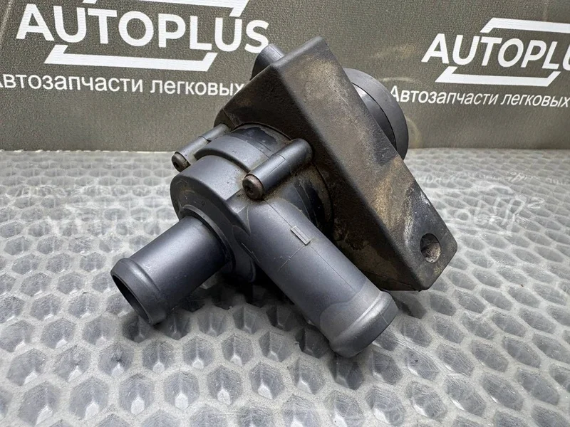 Водяная помпа Skoda Octavia ЛИФТБЭК А5 1.4 CAXA - миниатюра 8
