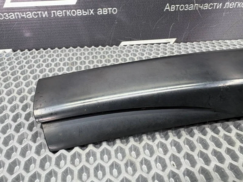 Заглушка рейлинга передняя правая Mitsubishi - миниатюра 4