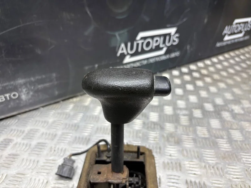 Селектор АКПП Volkswagen Golf 3 3 ХЭТЧБЕК 2E - миниатюра 10