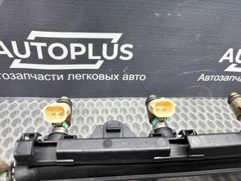 Топливная рампа Volkswagen Golf ХЕТЧБЕК 1.4 BCA - миниатюра 5