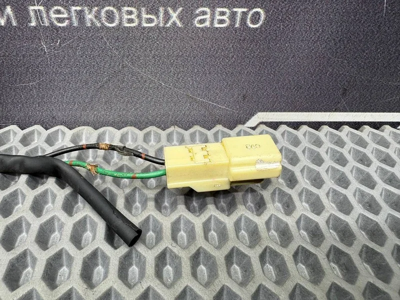 Датчик педали сцепления Toyota Camry XV40 2.4 - миниатюра 4