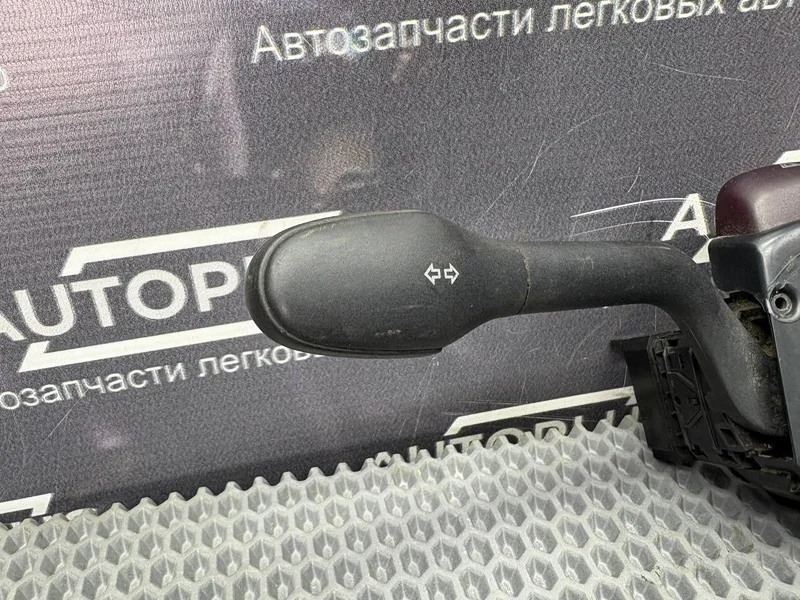 Блок подрулевых переключателей Volkswagen Golf 3 - миниатюра 7