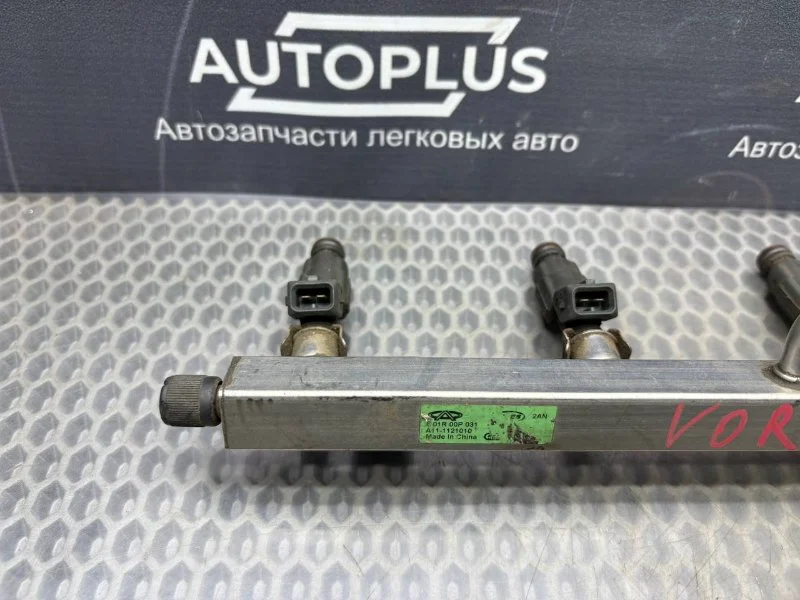 Топливная рампа Chery Fora A21 СЕДАН 2.0 SQR484F - миниатюра 8