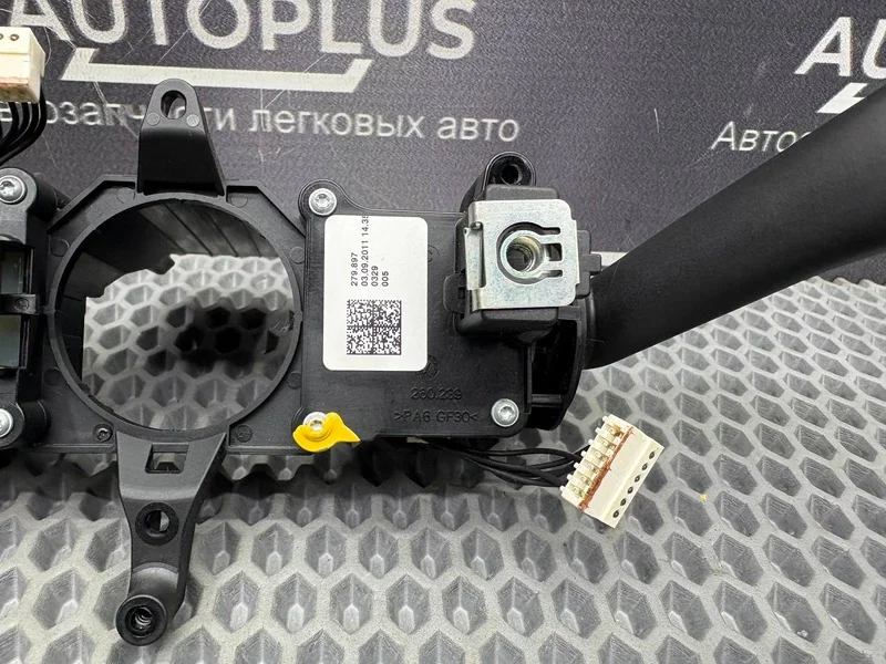 Блок подрулевых переключателей Skoda Octavia - миниатюра 4