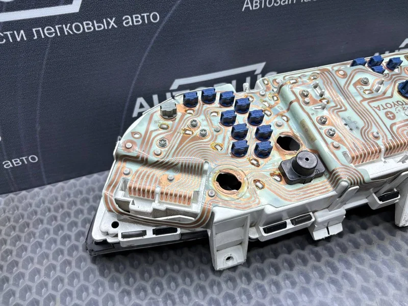 Панель приборов Toyota Sprinter Marino 1.6 4A-FE - миниатюра 6