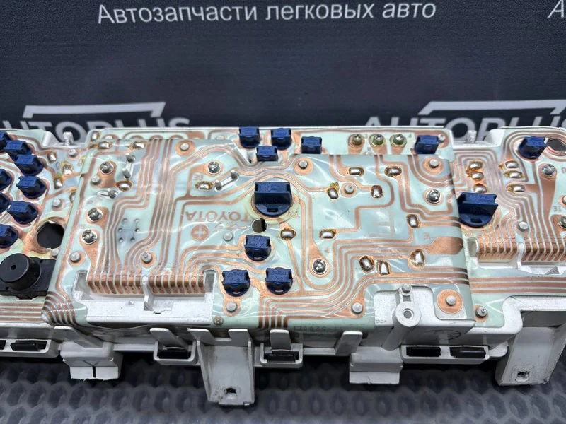 Панель приборов Toyota Sprinter Marino 1.6 4A-FE - миниатюра 7