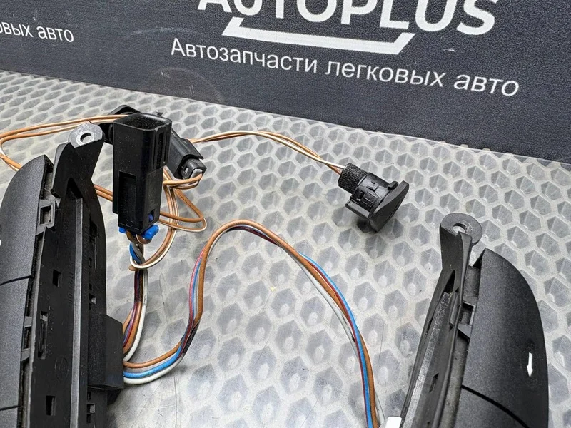 Кнопки на руль Opel Astra G СЕДАН Z18XE - миниатюра 5