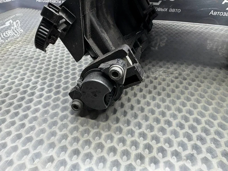 Впускной коллектор Nissan Qashqai КРОССОВЕР MR20DE - миниатюра 4