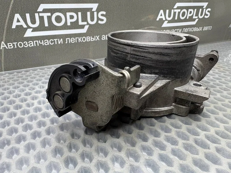 Дроссельная заслонка Jeep Grand Cherokee ДЖИП 4.7 - миниатюра 2