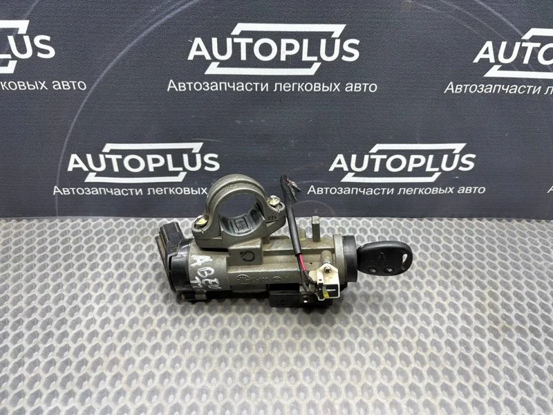 Замок зажигания с ключом Chevrolet Aveo T200 1.4 - миниатюра 2