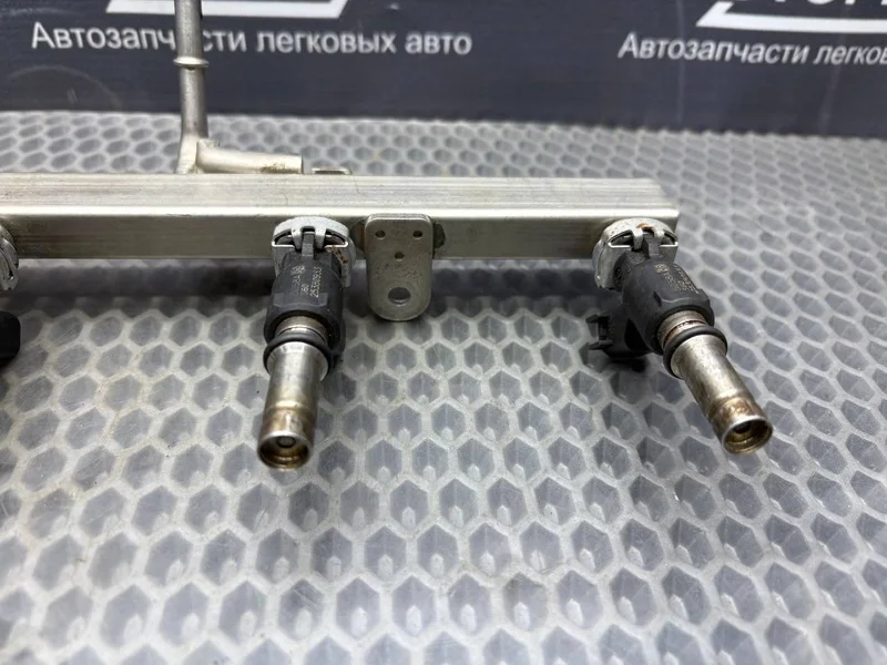 Топливная рампа Chevrolet Aveo T300 F14D4 - миниатюра 8