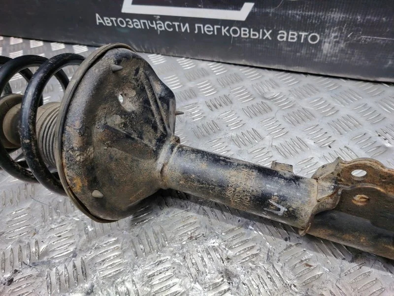 Стойка подвески задняя правая Hyundai Accent СЕДАН - миниатюра 3