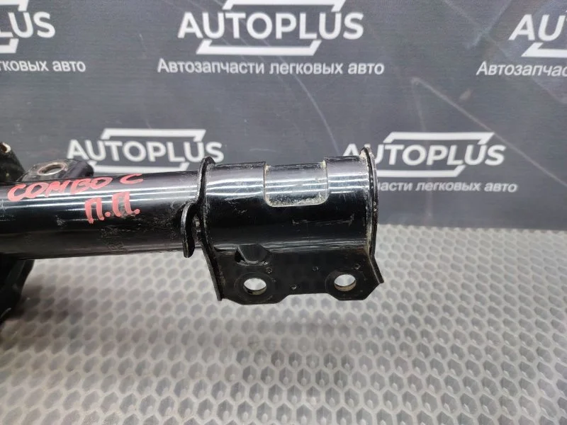 Стойка подвески передняя правая Opel Combo C 1.3 - миниатюра 8