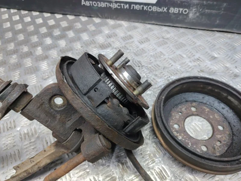 Кулак со ступицей задний правый Hyundai Accent - миниатюра 9