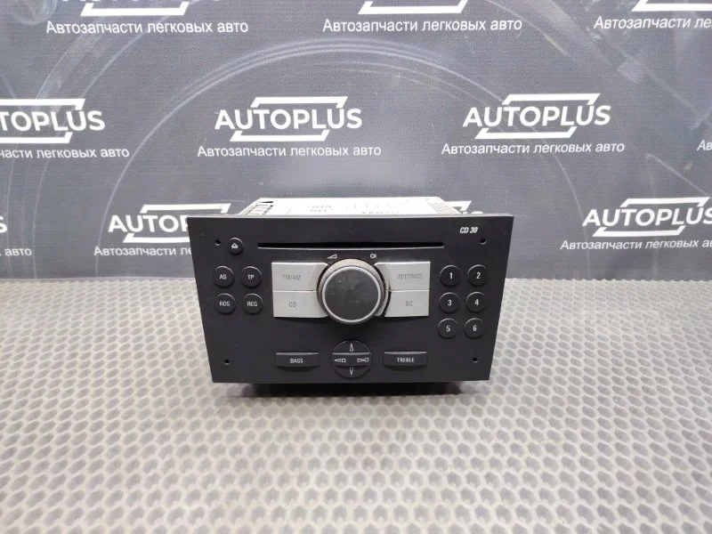 Штатная магнитола Opel Combo C 1.3 Z13DTJ 2008 - изображение 1