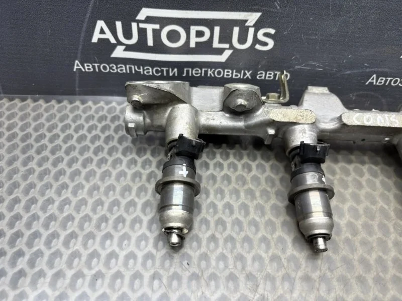Топливная рампа Mitsubishi Carisma ЛИФТБЕК 4G93 - миниатюра 2