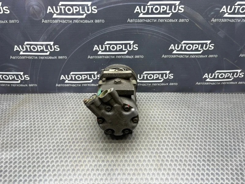 Компрессор кондиционера Renault Kangoo 1.4 K7J - миниатюра 7