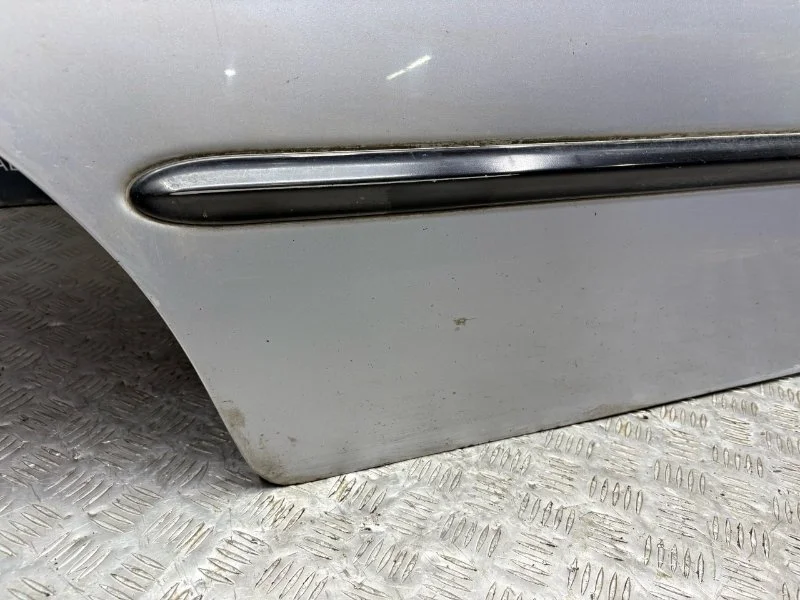 Дверь боковая задняя правая Hyundai Accent СЕДАН - миниатюра 3