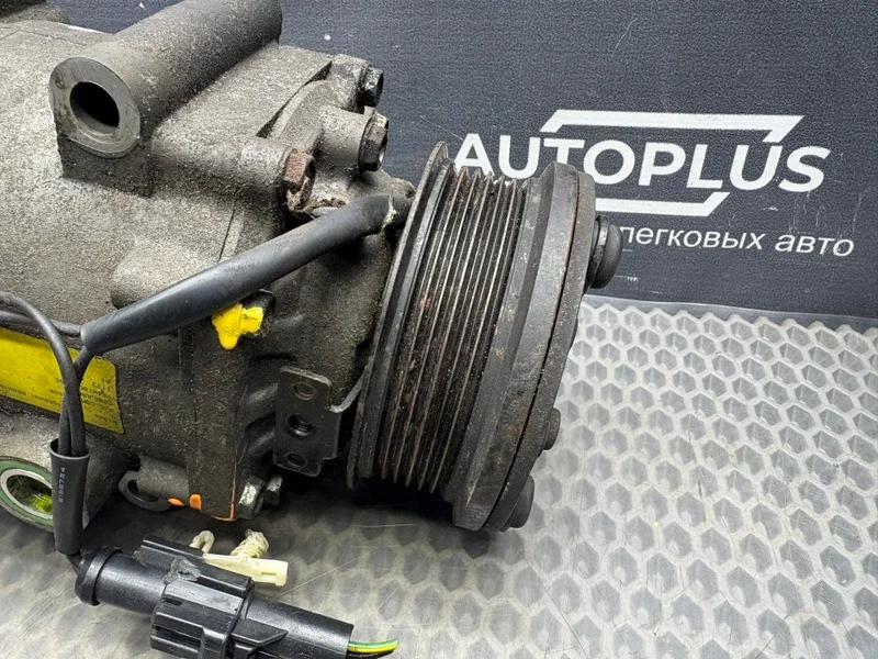 Компрессор кондиционера Ford Fusion УНИВЕРСАЛ 1.6 - миниатюра 3