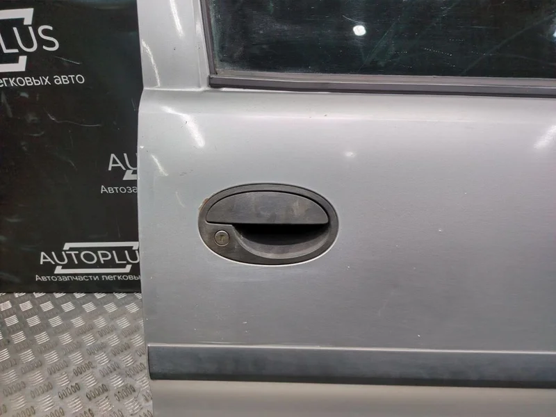 Дверь боковая передняя правая Opel Combo C 1.3 - миниатюра 2