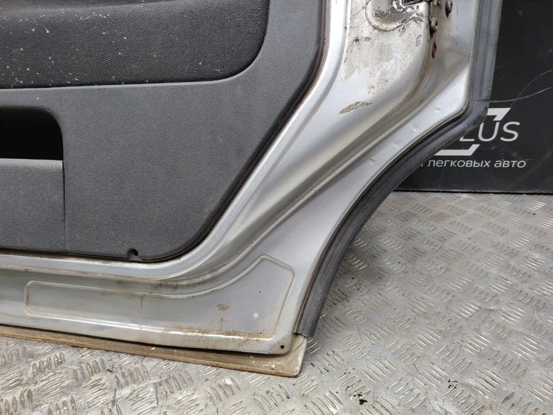 Дверь сдвижная задняя правая Opel Combo C 1.3 - миниатюра 10