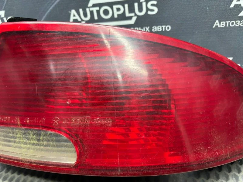 Фонарь задний правый Dodge Stratus СЕДАН JR 2.4 - миниатюра 3